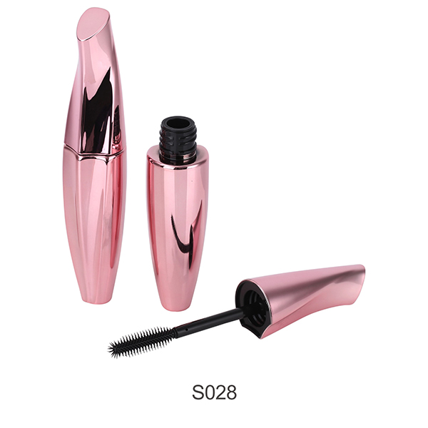 Ống Mascara không đều tự làm rỗng